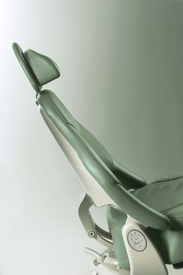 mid_ultratrim_chair_profile_close_up_h